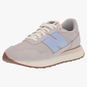 ✔️SOLD New Balance Women's 237 V1 Classic Sneaker